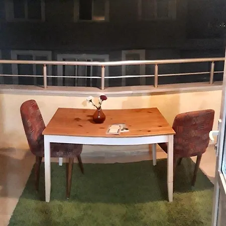 בית הארחה Villa. 10Mins To Airport. Forest View *